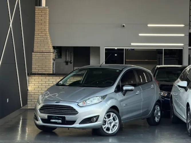 Ford Fiesta 1.5 16V Flex Mec. 5P 2014