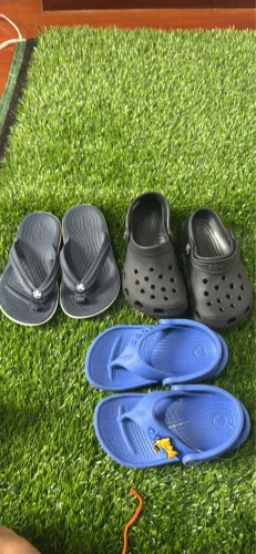 3 pares crocs novos originais TAM 21