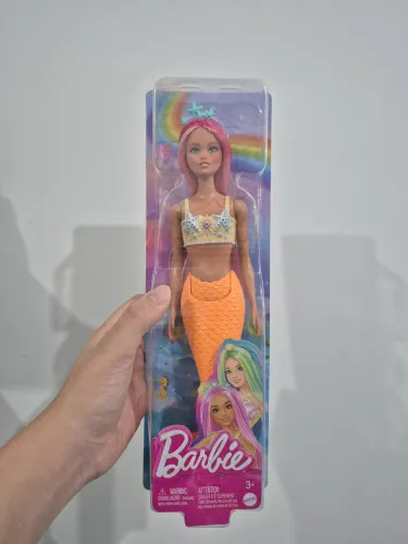 Barbie sereia na caixa cabelo rosa