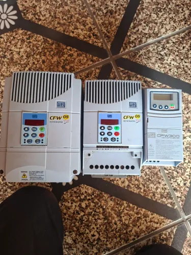 Inversores de frequência