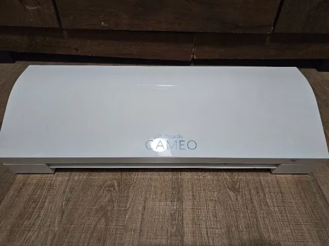 Silhouette Cameo 3