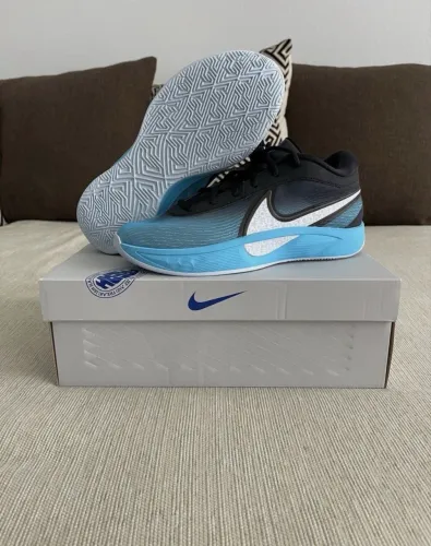Tênis Nike freak 6