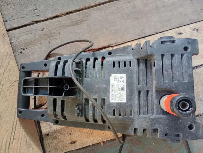 Vendo jato Black Decker