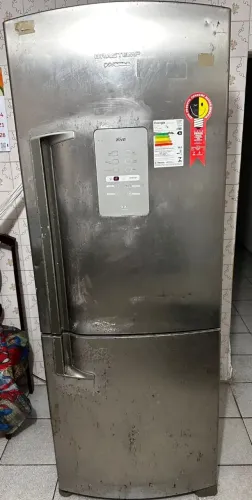 Vendo geladeira 
