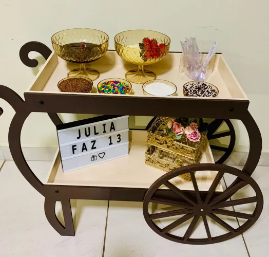 Estação de Brigadeiro Gourmet para festas e eventos 