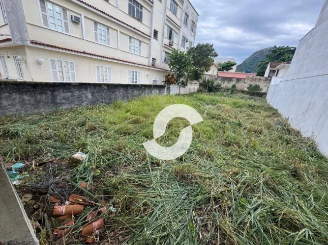 Terreno à venda, 180 m² por R$ 818.000,00 - São Francisco - Niterói/RJ