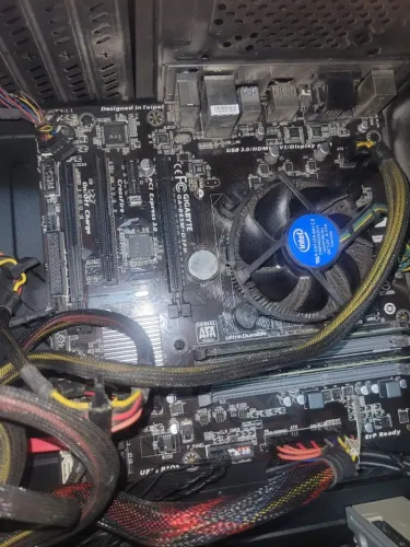 Peça de PC, processador, memória, placa mãe