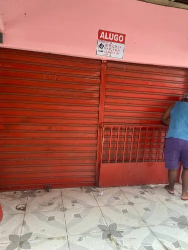 Alugo ponto comercial na feira da cidade operária.
