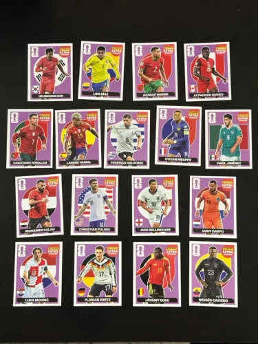 Kit figurinha lilás copa 2026