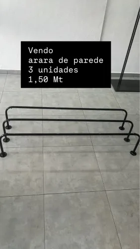 Arara de parede