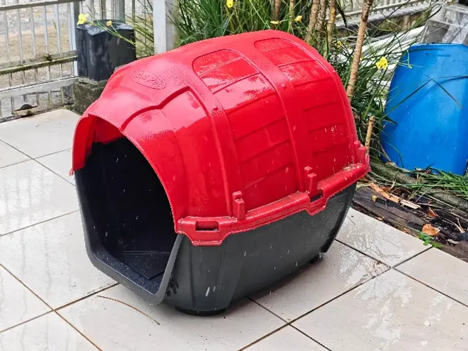 Casinha para cachorro Stone House nº 5 vermelha