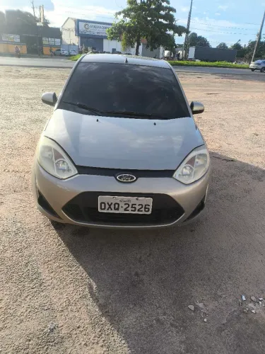 Ford Fiesta Sedan SE 1.6 8V Flex 4P 2014