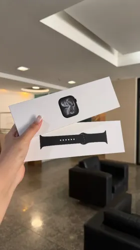 APPLE WATCH SÉRIES 11 46 MM JET BLACK
