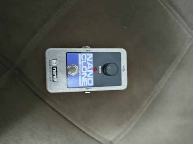 Pedal Chorus nano clone eletro harmonix