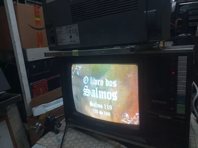 Tv de tubo antiga 16 pol