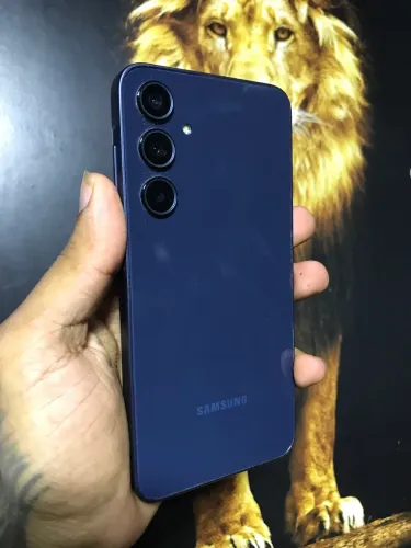 Samsung A35