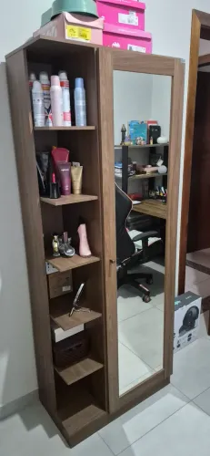 Sapateira com espelho 