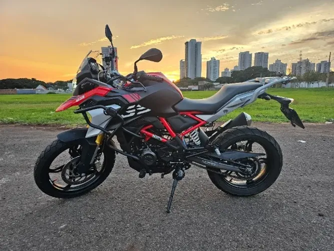BMW G 310 GS 2024