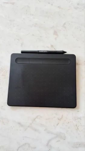 Mesa Digitalizadora Wacom Intuos (CTL-4100) + Caneta - Excelente Estado!
