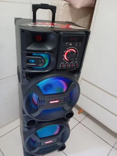 Estou vendendo um som em ótimas condições