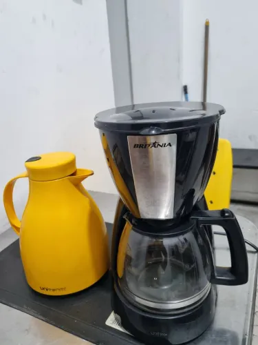 Cafeteira e garrafa térmica 