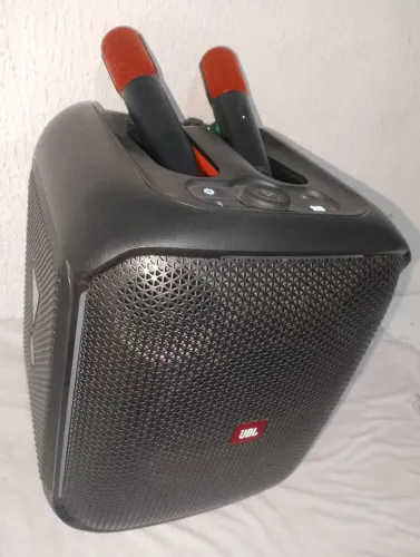 Caixa JBL ENCORE 2,com 2 microfones 1300!