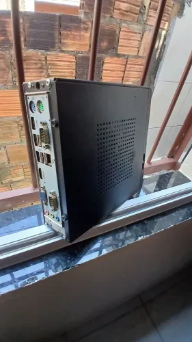 Mini PC Elgin Celeron J1800 4GB + HD 500GB + Wi-Fi