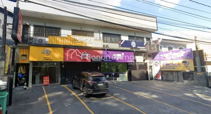 Aluga-se Salão Comercial em Localização Estratégica!