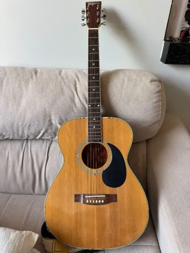 Violão Tagima elétrico