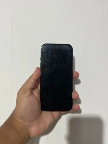iPhone 16 - SOMENTE PARA RETIRADA DE PEÇAS | 1500 ?