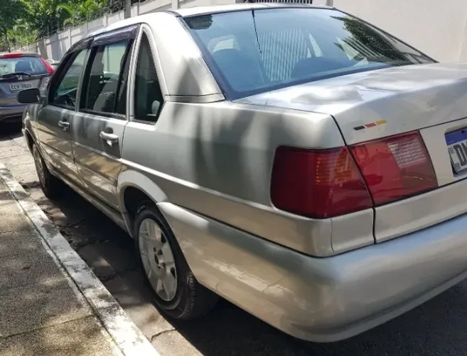 Volkswagen Santana Comfortline 1.8 MI 8V 4P 2006