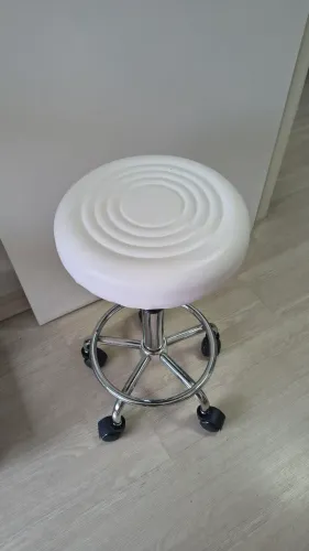 Mocho redondo para estética, dentista, fisioterapeuta