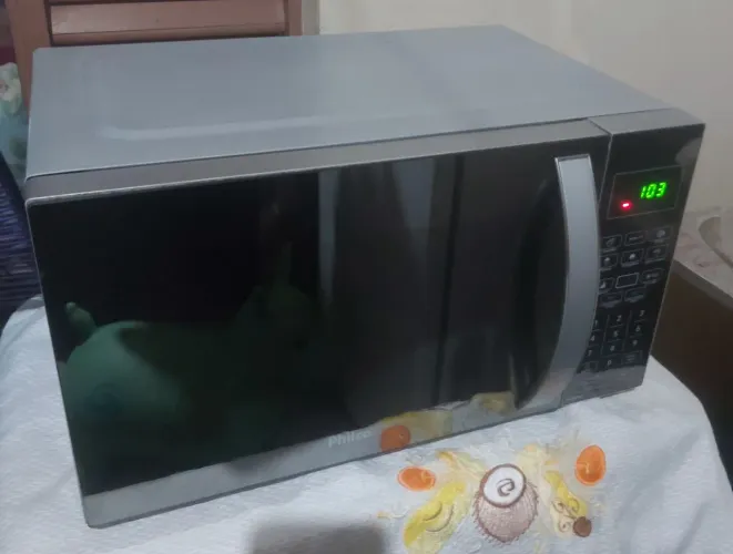 Microondas Philco 26 litros funcionando perfeitamente