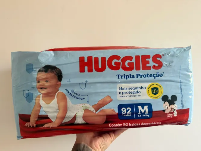 Fralda Huggies tripla proteção M e G