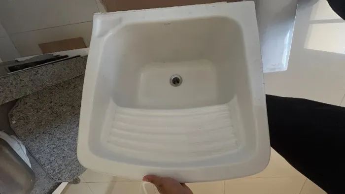 Tanque de cerâmica 