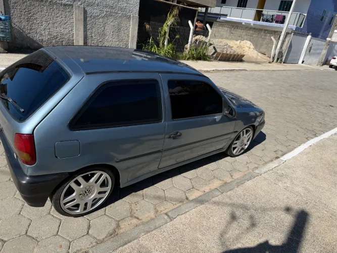 Volkswagen Gol Geração III Plus 1.0 MI 16V Gasolina Mec. 4P 2001