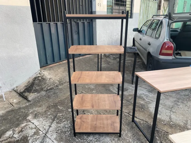 Estante prateleira industrial medindo 150 por 60 por33 ?- 5 divisões