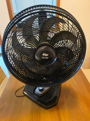 Ventilador de mesa e parede 180w WAP 40cm Turbo