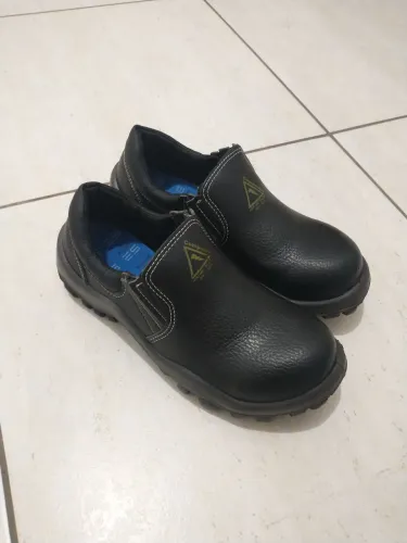 sapato de segurança 35