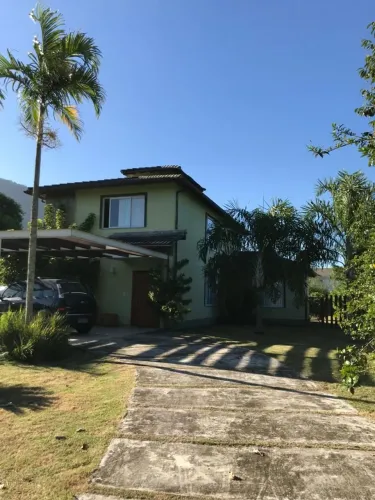 Excelente Casa em Condomínio Alto padrão