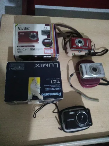 Lote de Câmeras Fotográficas Digitais - Funcionando