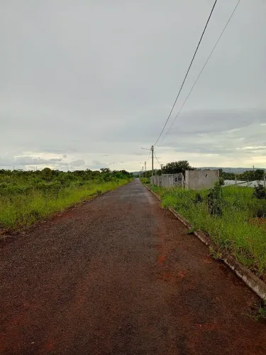 Vendo três lotes juntos no loteamento lagoa quente área total 3.000 metros