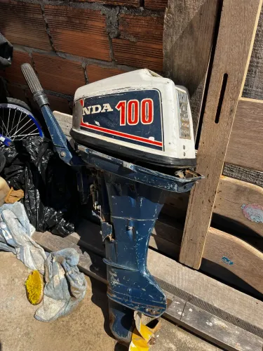 Motor barco Honda 100