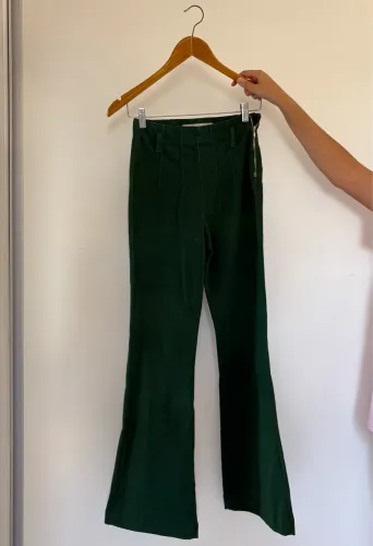 Calça Flare