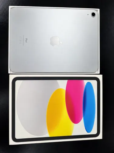 iPad 10ª Geração - 64GB - Wi-Fi - Prata | Bateria 99%