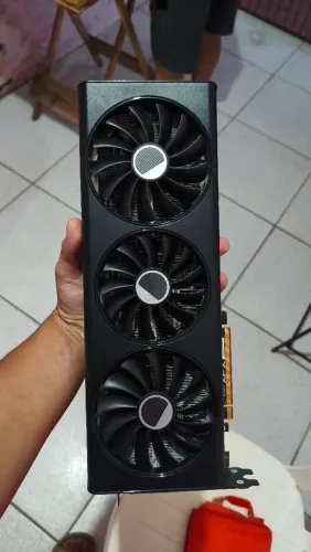 RX 7800 XT XFX Triple Fan
