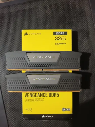Placa de memória corsair 32gb DDR5 2x16 5200 mhz