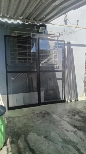 Porta de alumínio 2 abas