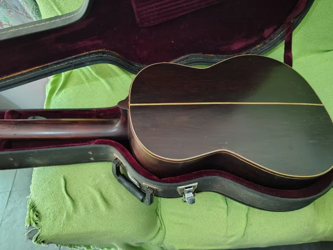 Violão do Giorgio autor 3