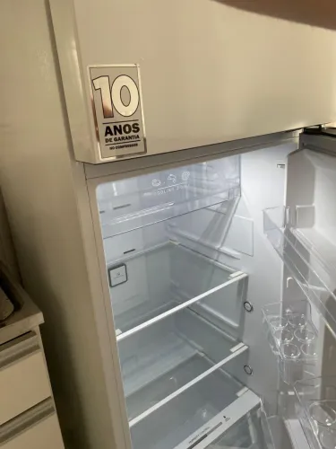 Geladeira midea foosfree 10 anos de garantia 11 meses de uso